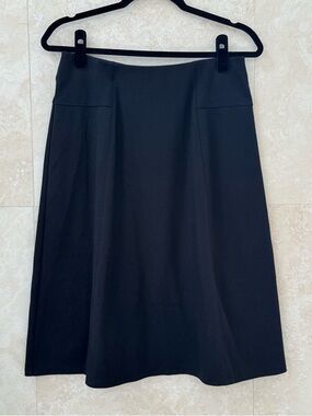 Dana Buchman Black A-Line Skirt Size Medium EUC